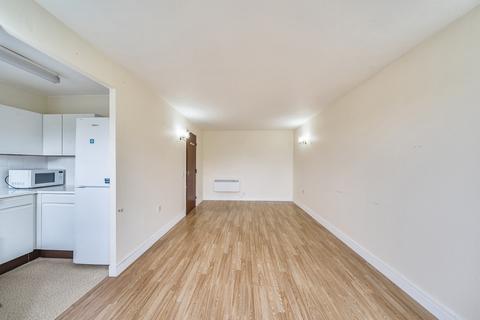 1 bedroom apartment for sale, Juniper Court, Neal Close, Northwood