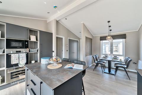 2 bedroom park home for sale, Plot 21 - Prestige Residence Plus Christchurch Marina Court, Christchurch BH6