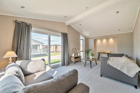 2 bedroom park home for sale, Plot 24 - Prestige Residence Christchurch Marina Court, Christchurch BH6