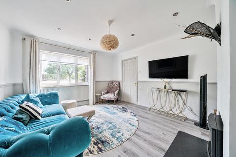 111a Colenorton Crescent, Eton Wick, Windsor, SL4 6LD
