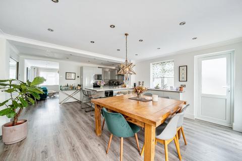 111a Colenorton Crescent, Eton Wick, Windsor, SL4 6LD