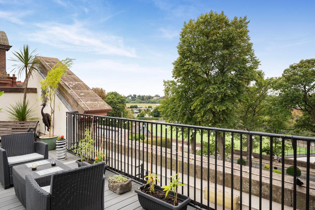 Roof Terrace (2)