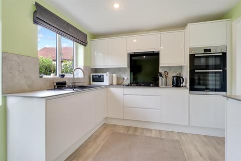 14 Virginia Close, Bideford, EX39 5XW