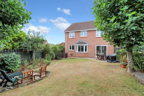14 Virginia Close, Bideford, EX39 5XW