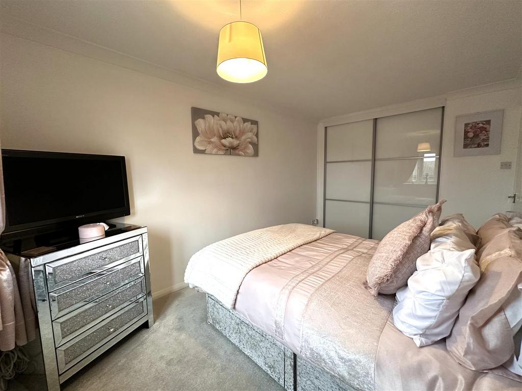 Bedroom One With Fitted Wardrobes 580