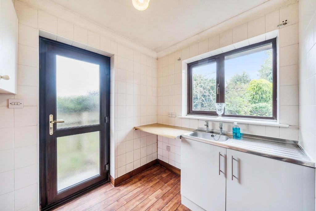 UTILITY ROOM.jpg