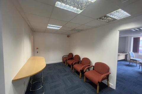 Office to rent, Thame Rd Haddenham HP17 8HU