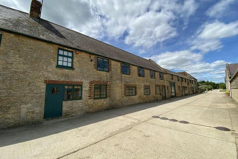 Office to rent, Akeman St Kirtlington OX5 3JQ