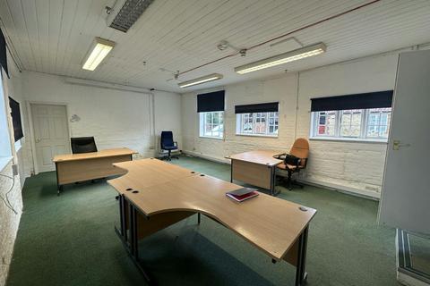 Office to rent, Thame Park Rd Thame OX9 7DQ
