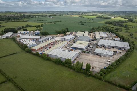 Warehouse to rent, Ridgeway Long Crendon HP18 9BF