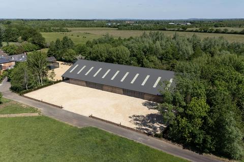 Office to rent, Langford Ln Wendlebury OX25 2NS