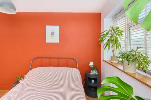 Flat 1, 2 Upton Road, Bristol, BS3 1LP