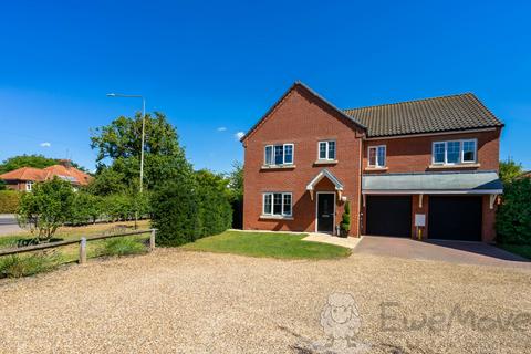 5 bedroom detached house for sale, Norwich Road, Wymondham, Norfolk, NR18
