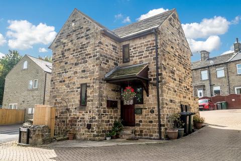 2 bedroom detached house for sale, Kings Court, King Street, Skelmanthorpe, HD8