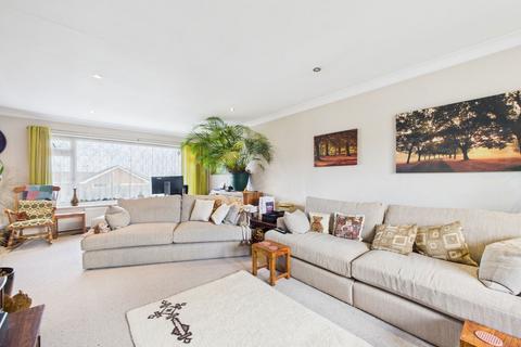 2 bedroom detached bungalow for sale, Clyde Road, Worthing BN13