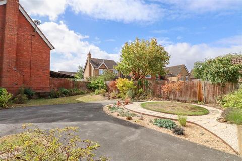 56 Danvers Drive, Church Crookham, Fleet, GU52 0ZF