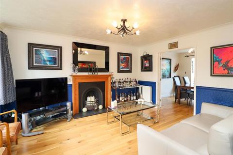 56 Danvers Drive, Church Crookham, Fleet, GU52 0ZF
