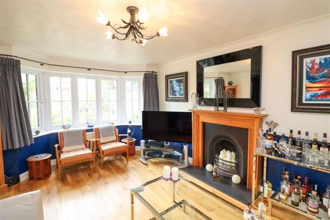 56 Danvers Drive, Church Crookham, Fleet, GU52 0ZF