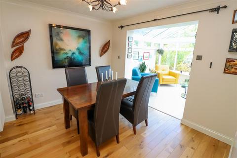 56 Danvers Drive, Church Crookham, Fleet, GU52 0ZF