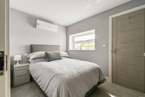 29 Links Crescent, St Marys Bay, Romney Marsh, TN29 0RS