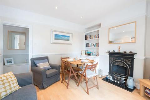 2 bedroom apartment for sale, The Green, Twickenham