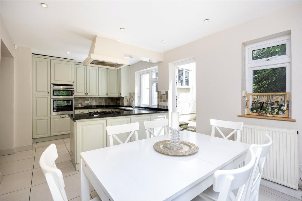 Kitchen/Breakfast