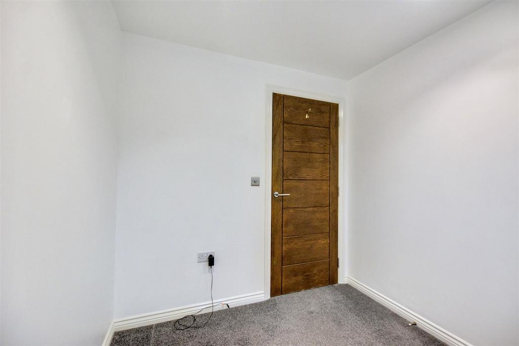 Bedroom 2 2.jpeg