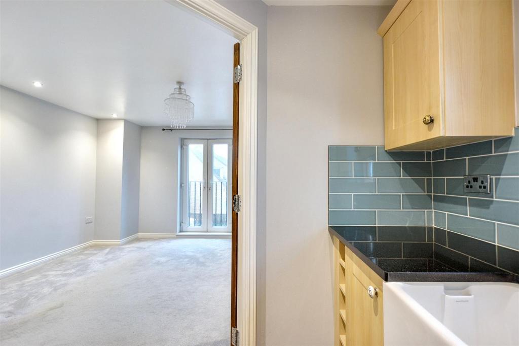 Kitchen 3.jpeg