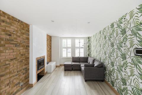4 bedroom terraced house for sale, Colehill Lane, London, SW6.