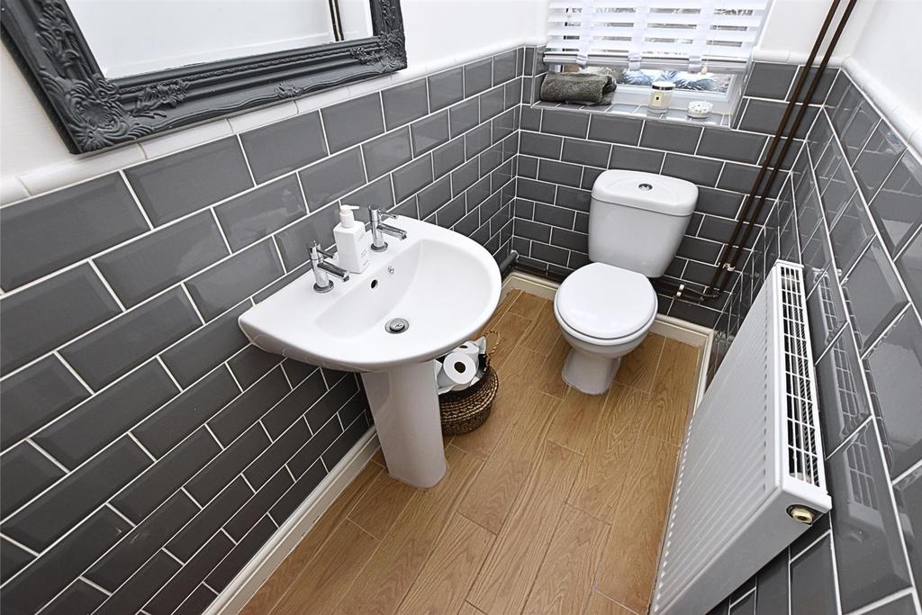 Cloakroom.wc