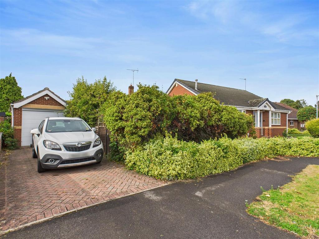 Garage &amp; Driveway