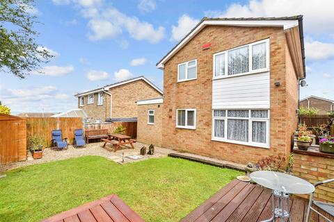 51 Meadow Walk, Whitstable, CT5 4PW