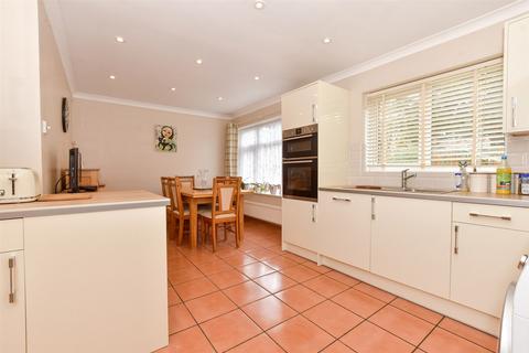 51 Meadow Walk, Whitstable, CT5 4PW