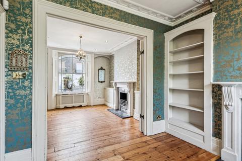 undefined, St. Peter's Street, London, N1