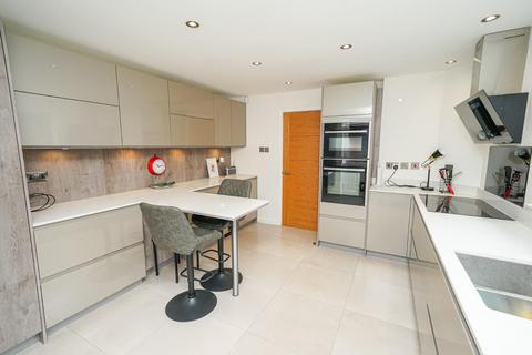 3 bedroom detached bungalow for sale, Abbey Walk, Heath And Reach, Leighton Buzzard