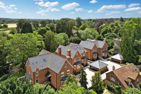 undefined, Hedsor Road, Bourne End, Buckinghamshire, SL8