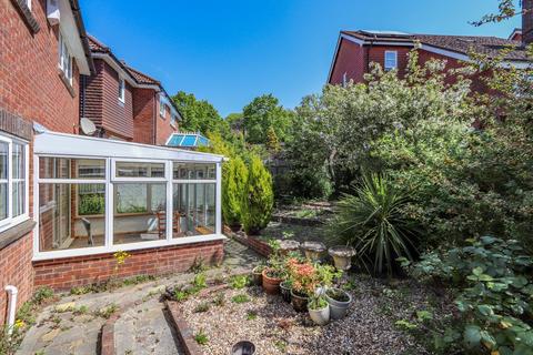 3 bedroom detached house for sale, Eisenhower Drive, St Leonards-on-Sea, TN37