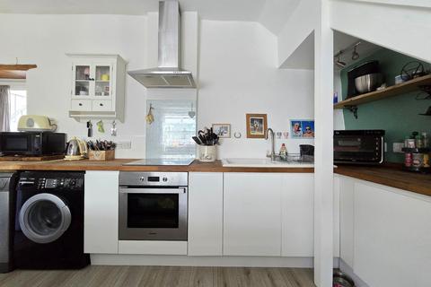 2 bedroom cottage for sale, Fore Street, Hartland