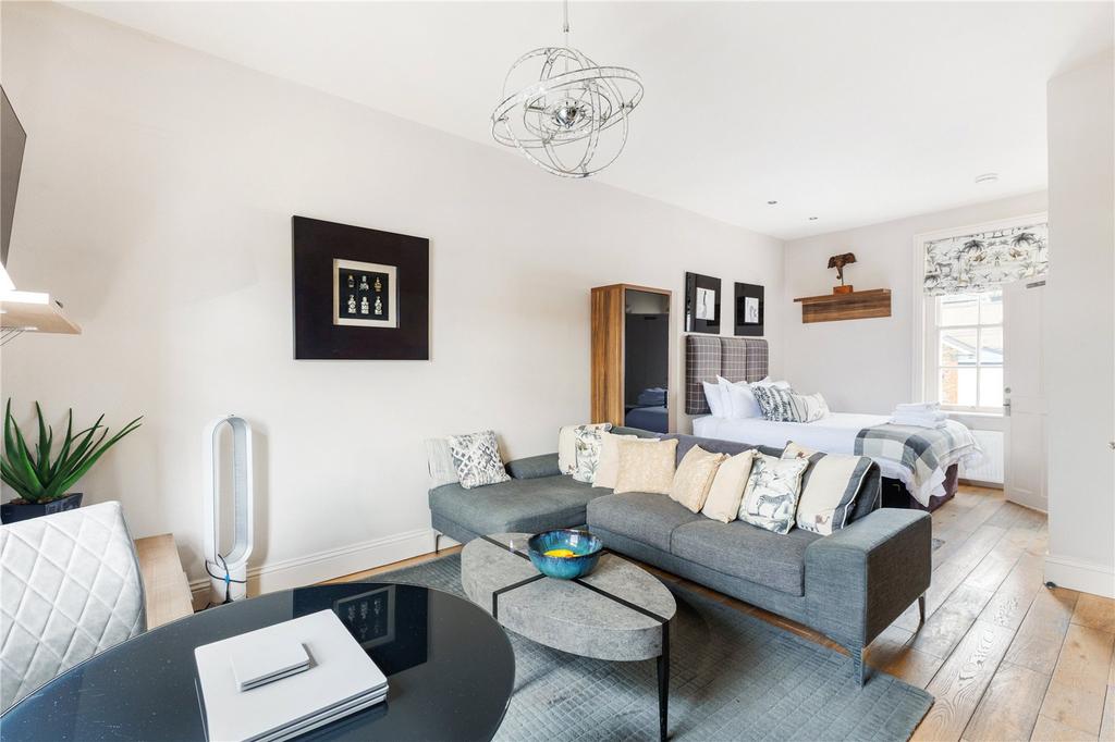 Apartment Reception