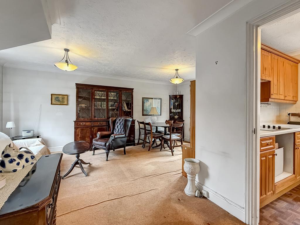 Living/Dining Room