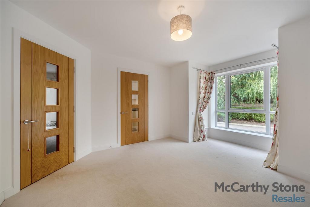 8660980-interior08.jpg