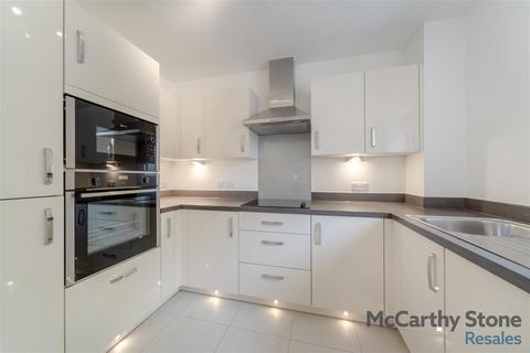 undefined, Birch Place, Dukes Ride, Crowthorne, Berkshire, RG45 6GT
