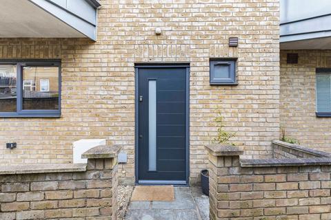 3 bedroom terraced house for sale, Ashleigh Mews, London SE15