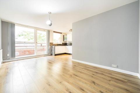 1 bedroom flat for sale, Mary Datchelor Close, London SE5