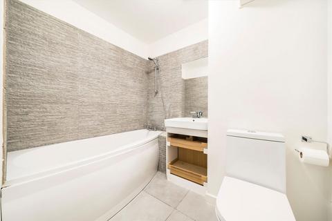 1 bedroom flat for sale, Mary Datchelor Close, London SE5