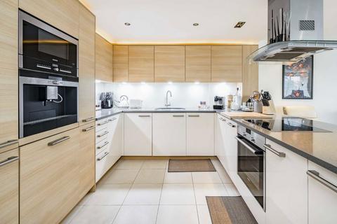 2 bedroom flat for sale, Townmead Road, London SW6