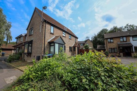 1 bedroom end of terrace house for sale, Stonefield Way, Burgess Hill, RH15