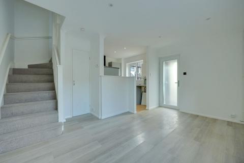 1 bedroom end of terrace house for sale, Stonefield Way, Burgess Hill, RH15