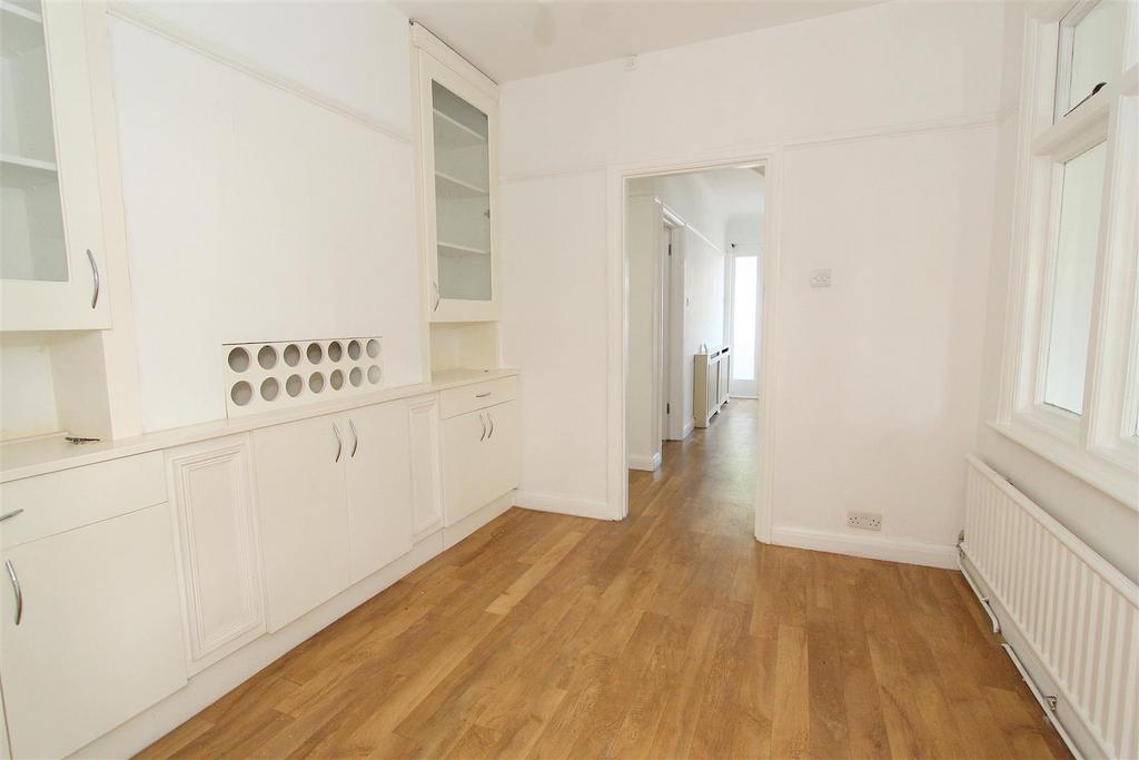 Breakfast room b.JPG