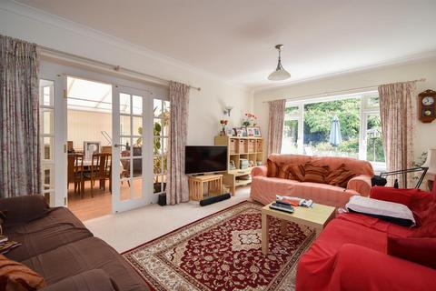 4 bedroom detached bungalow for sale, St. Helens Avenue, Hastings